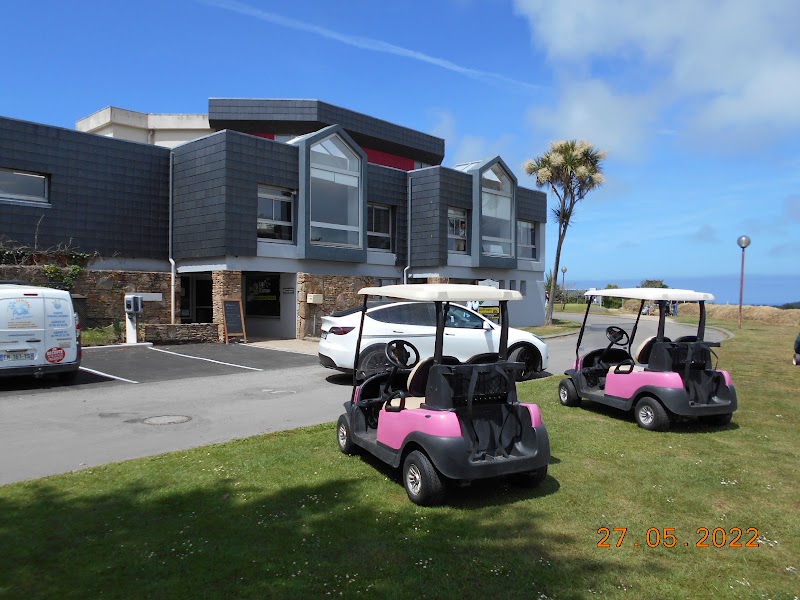 Golf et Golfhôtel de Saint Samson - Brit Hotel Pleumeur-Bodou — Parcours de Golf — Pleumeur-Bodou