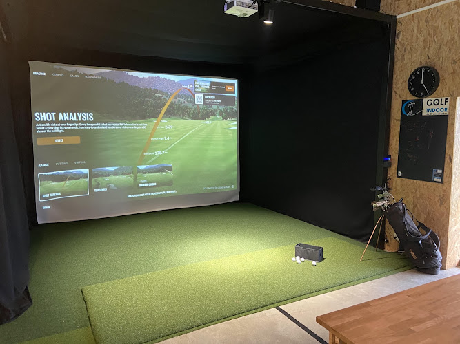 Golf Indoor Grand Nantes — Golf indoor & simulateur de golf — Sautron