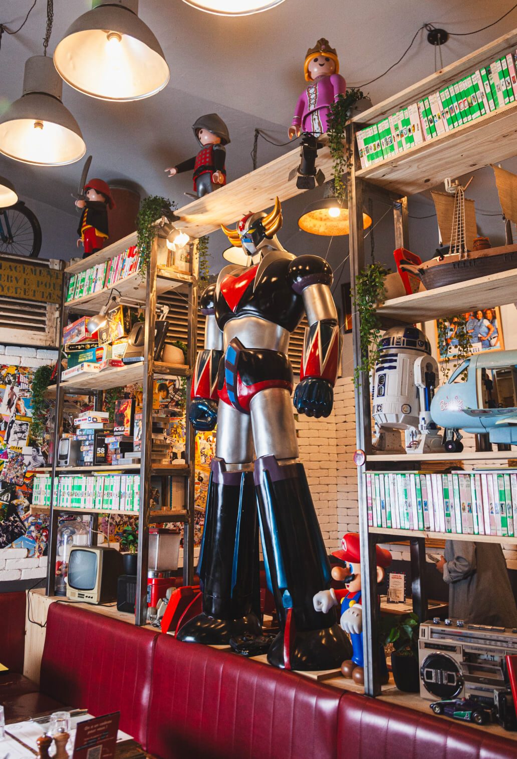 Les Fils À Maman Lyon — Restaurants immersifs & à thème — Lyon