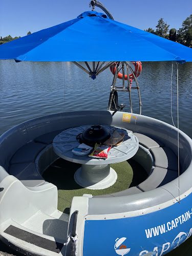 Captain Grill - BBQ Boat sans permis sur le Lot à Penne-d’Agenais — Location de bateaux sans permis — Penne-d'Agenais