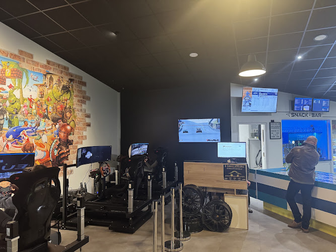 West R — Simulateur de pilotage auto — Saint-Sébastien-sur-Loire