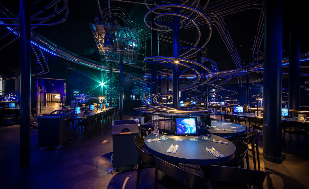 Space Loop Restaurant – Futuroscope — Restaurants immersifs & à thème — Chasseneuil-du-Poitou