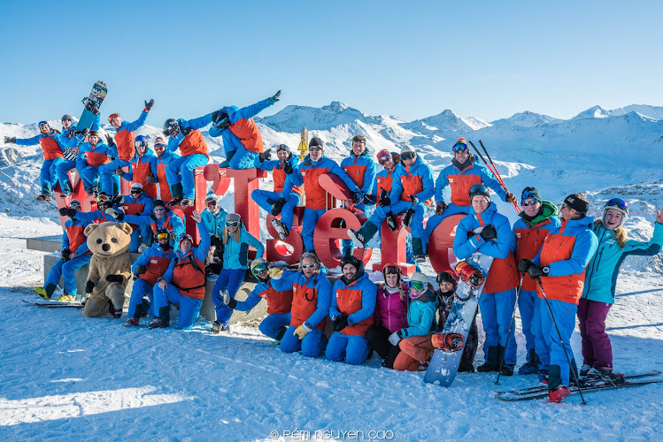 Oxygène École Ski & Snowboard School - Ski shop Val d'Isère — Cours de ski et snowboard — Val-d'Isère
