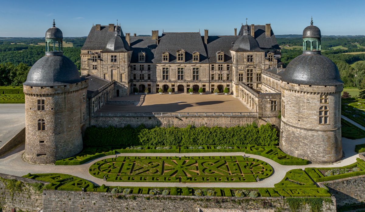 Château de Hautefort — Patrimoine — Hautefort