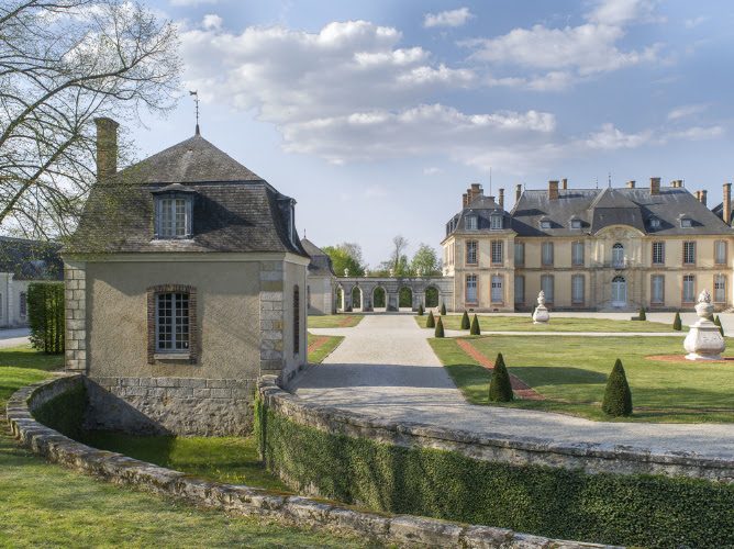 Château de La Motte-Tilly — Visiter un château — La Motte-Tilly