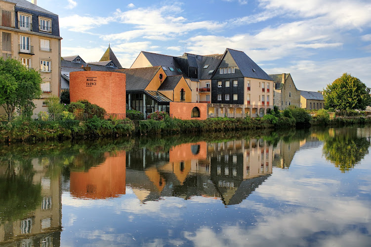 Musée de la Faïence de Quimper — Découverte de l'artisanat local — Quimper