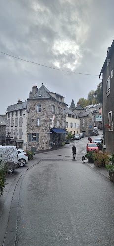 GR465 - des Monts du Cantal à Conques, environ 130 km entre volcans et vallée du Lot — Murat