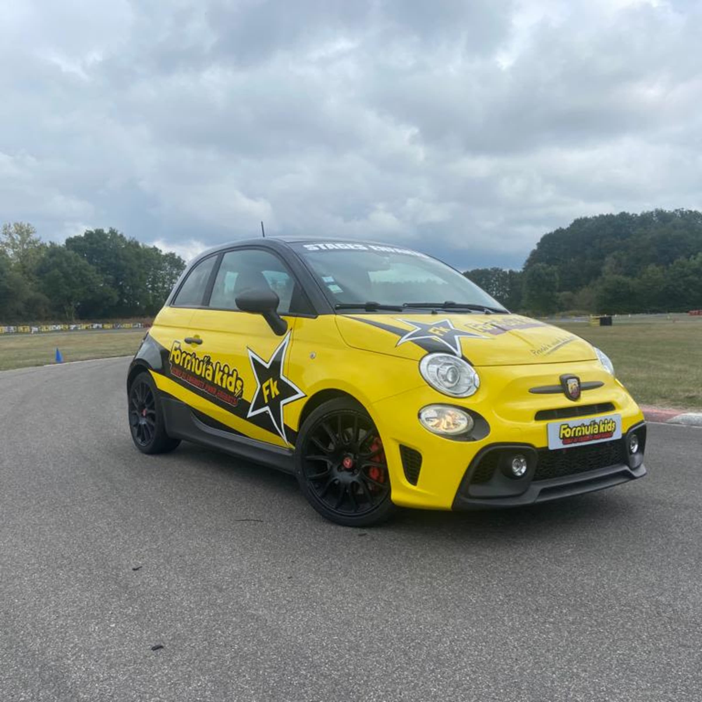 Stage de Pilotage Enfant en Fiat 500 à Magny-Cours